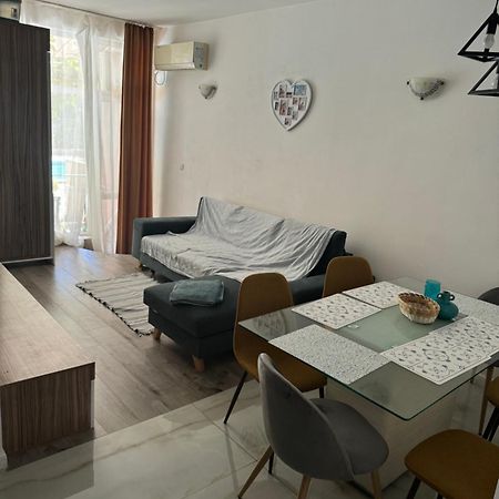Апартамент На Солнечном Берегу Sunny Beach Esterno foto