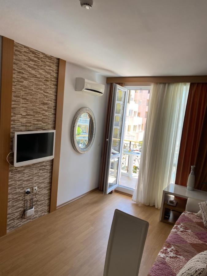 Апартамент На Солнечном Берегу Sunny Beach Esterno foto