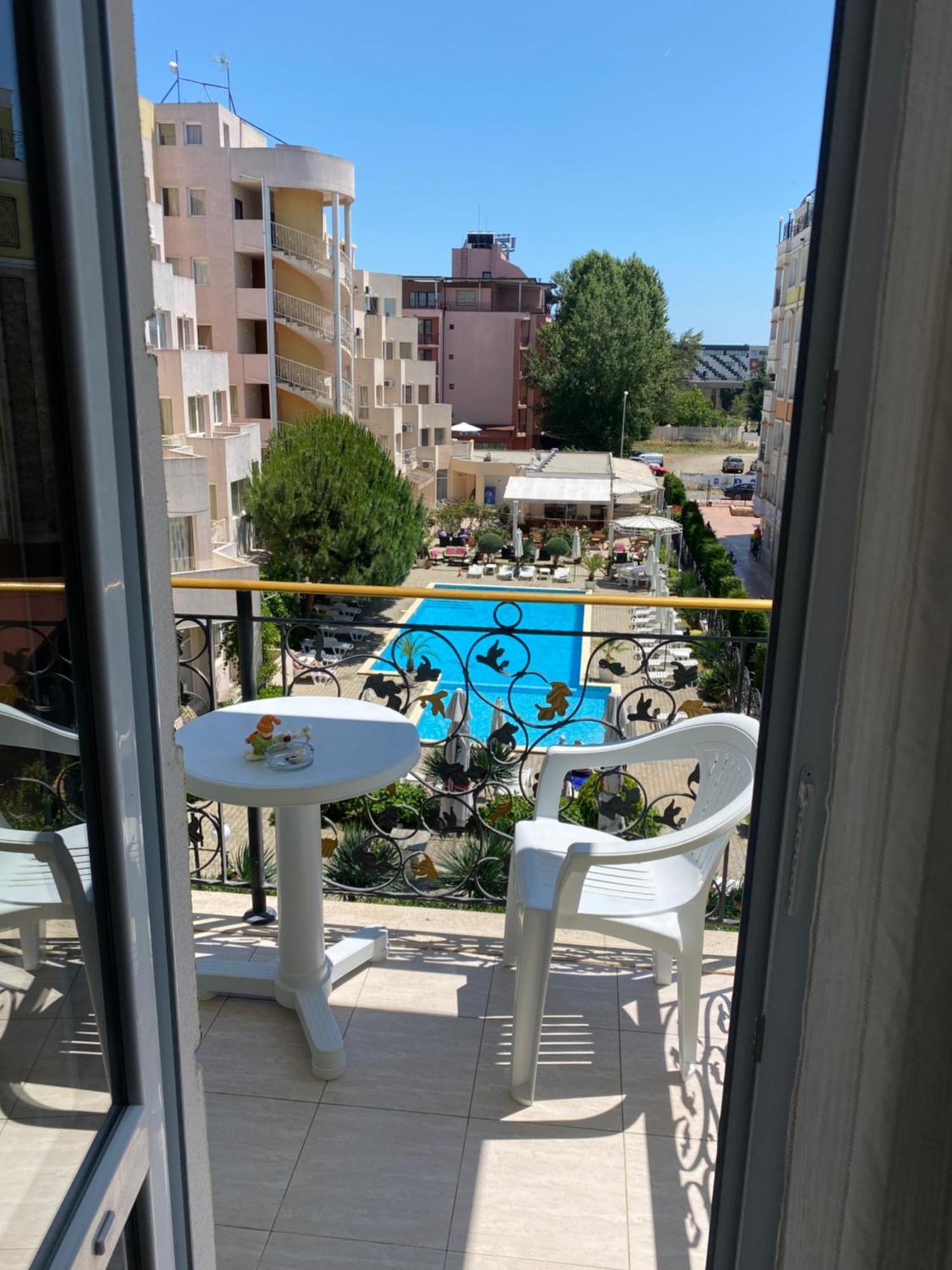 Апартамент На Солнечном Берегу Sunny Beach Esterno foto